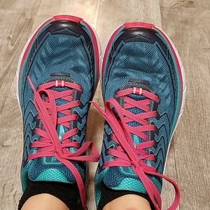 Hoka one one Clifton 4 size 6.5